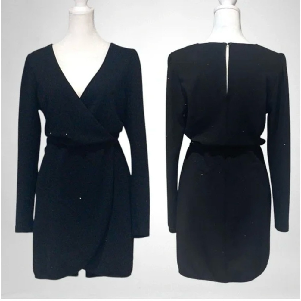 NWOT‼️ Speechless Black Wrap Dress (Juniors Size Medium)